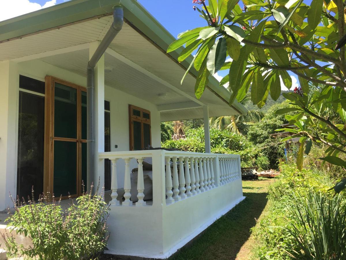 Pension Te Aroha - Te Arii Maatea ภายนอก รูปภาพ